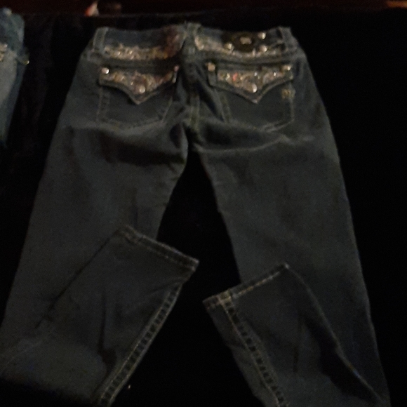 SOLD - Picture 4 of 8